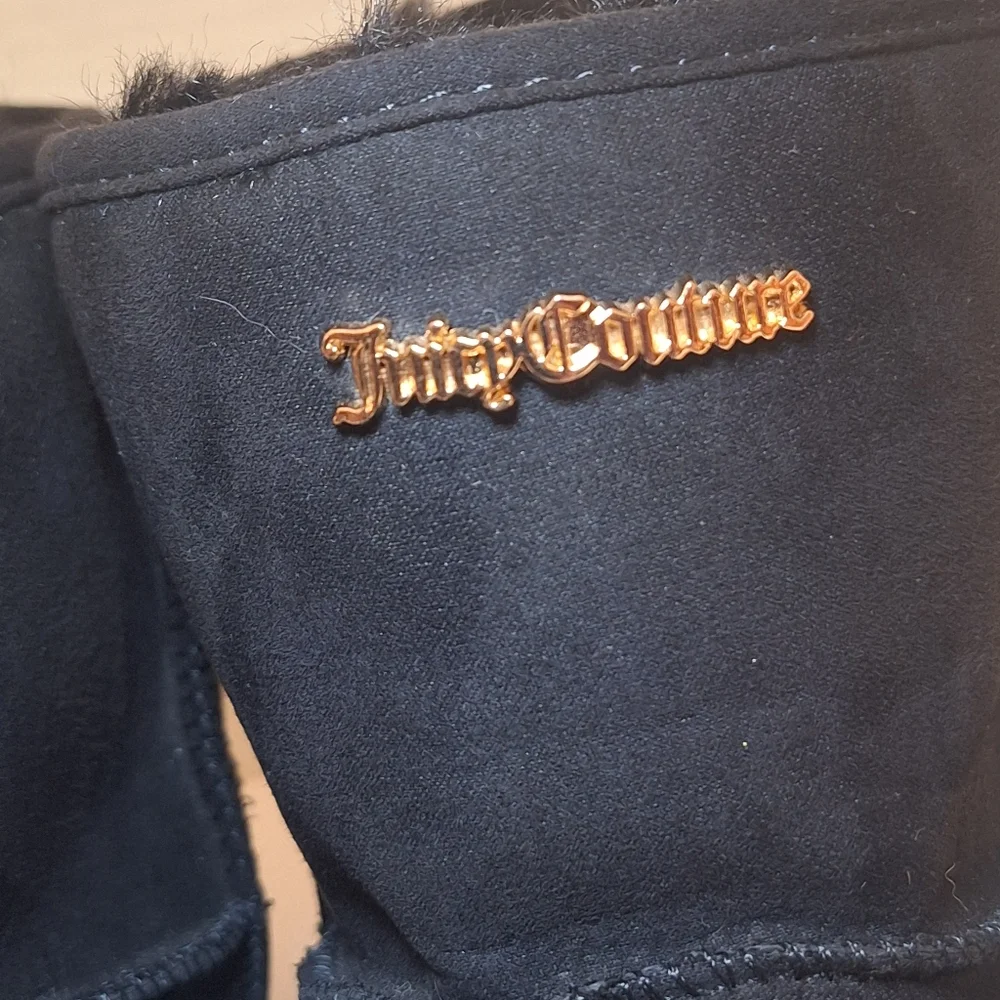 Juicy Couture near immaculate